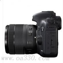 佳能 7D Mark II 單反相機(jī)套餐 含鏡頭18-135MM+包+SLBUV鏡+鏡頭紙+灃標(biāo)讀卡器