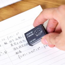 得力71111_大號萌伊黑橡皮(黑)(塊)
